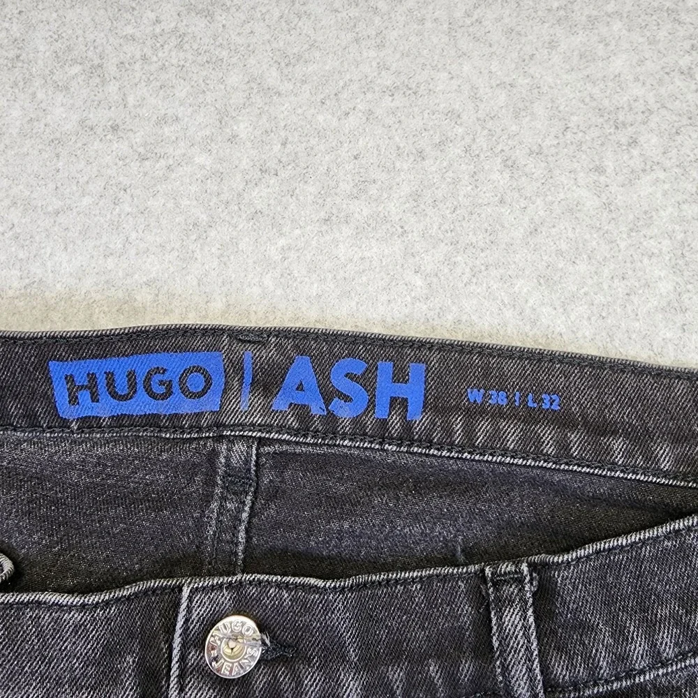 Hugo Boss Ash Mens 38x32 Slim Fit Dark Black Wash Denim
